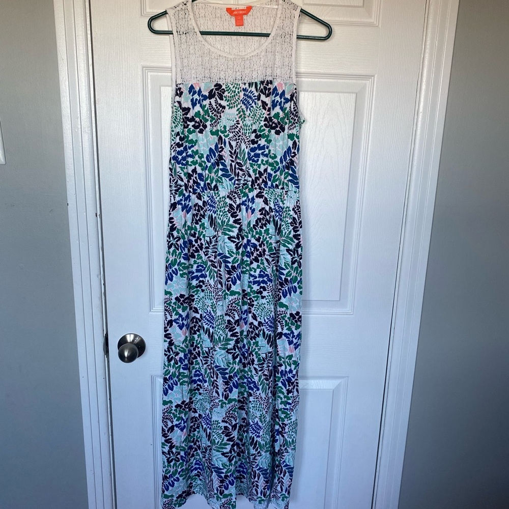 Joe Fresh Floral Sleeveless Maxi Dress
Size Large